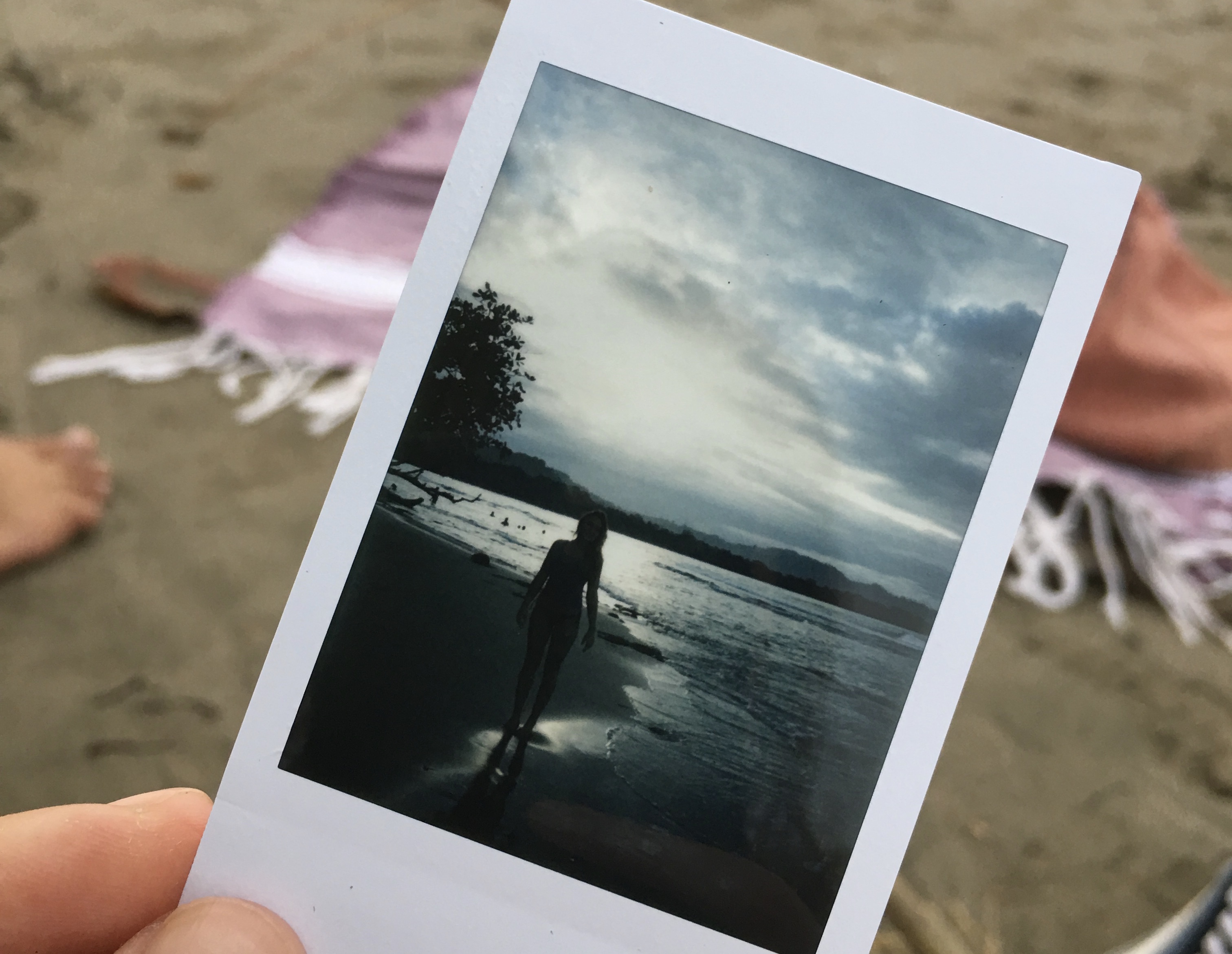 It’s Okay to Be Sad – The Bullshit Behind Light, Love & Other Forms of Toxic Positivity